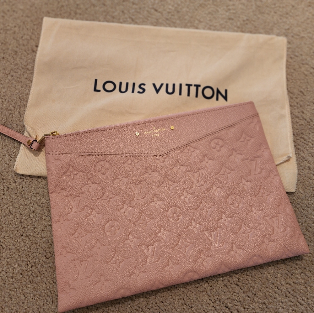 Louis Vuitton Empriente Rose Poudre Daily Pouch 👛